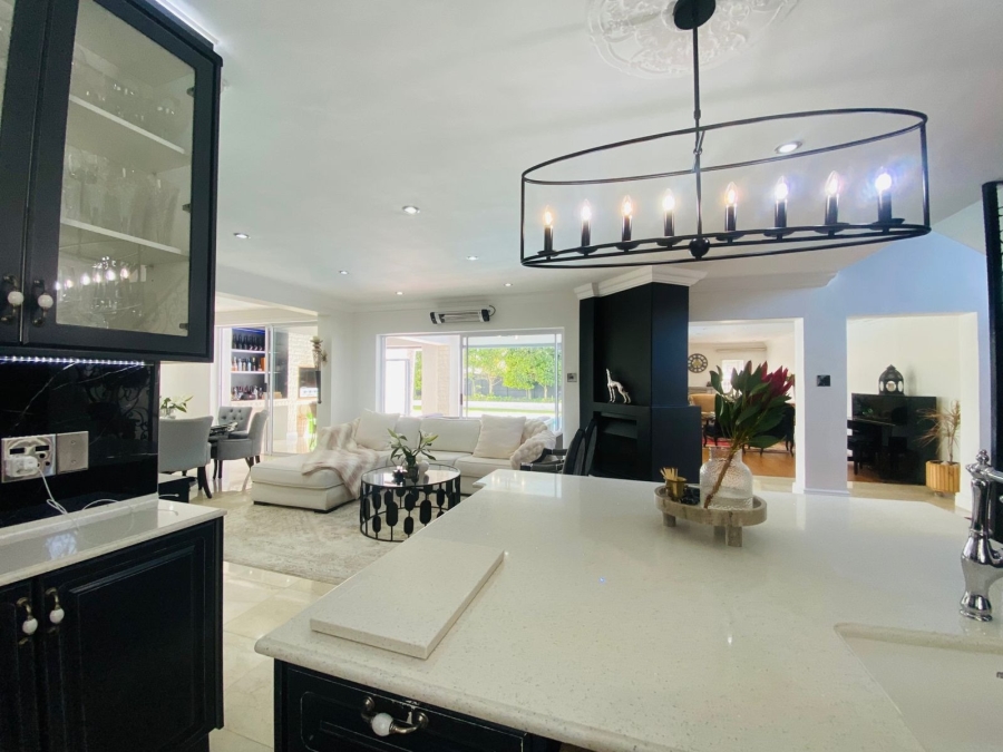 5 Bedroom Property for Sale in Sunset Beach Western Cape
